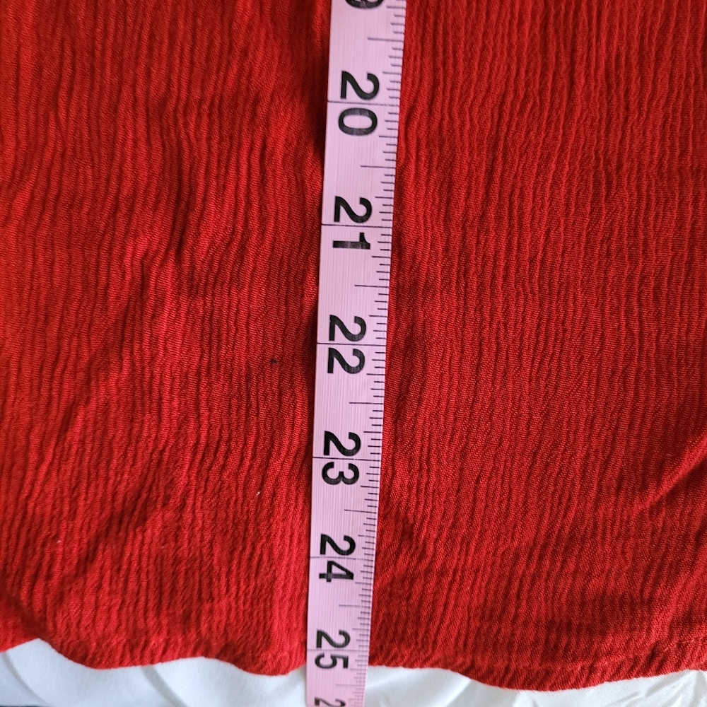 Melissa Paige Red blouse. SIlver circle design on shoulders - Picture 7 of 10